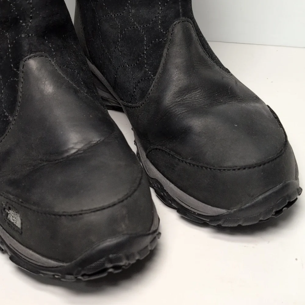 The North Face primaloft 200 g insultated winter boots womans size 7.5 EU 38.5
